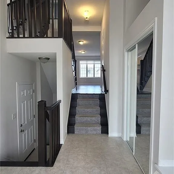114 Bartonia Cir — Photo 2