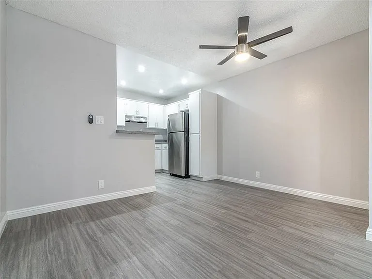 Park Heights Apartments — Photo 14
