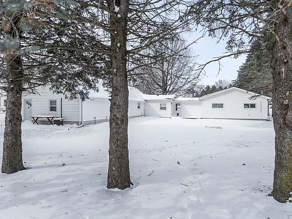 5th image of 108 Harrison Ave NE