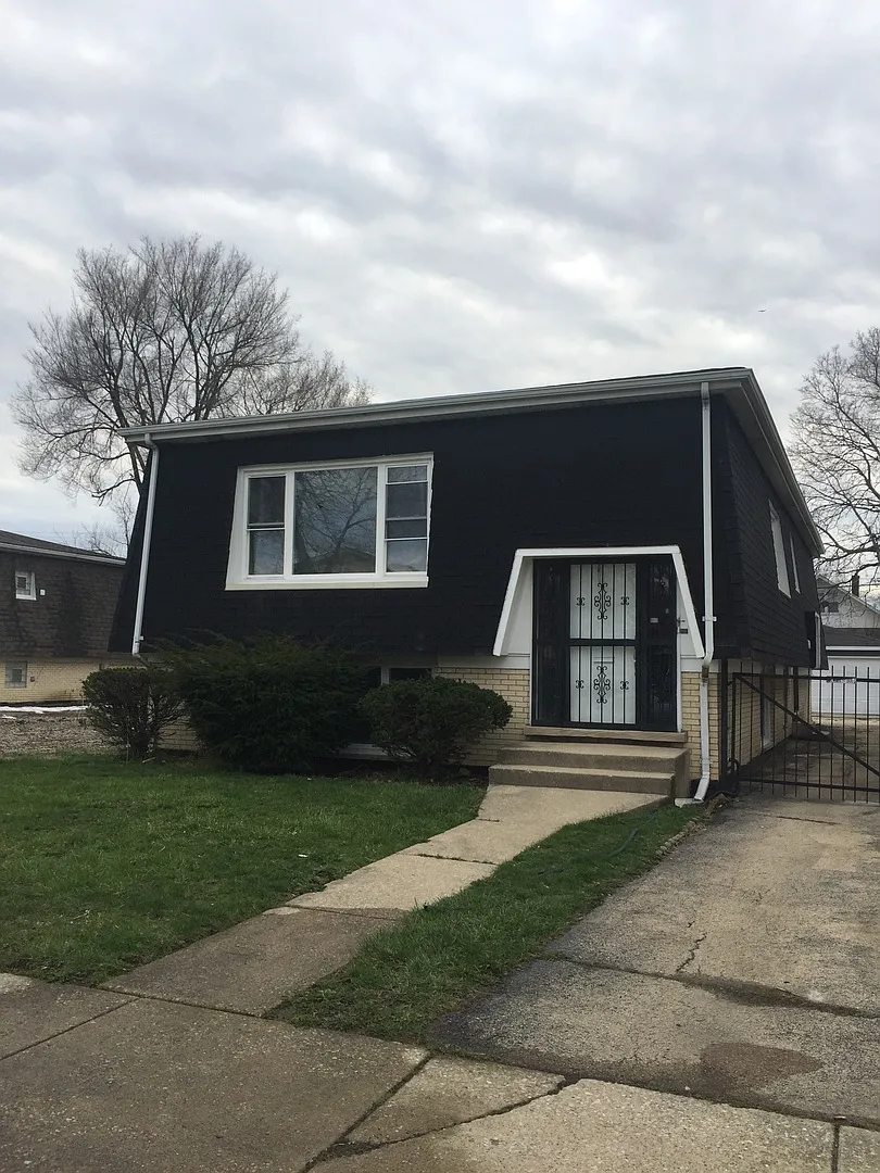 2116 S 8th Ave photo 1