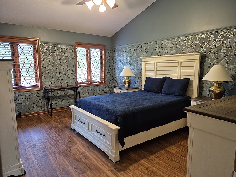 1589 Stone Mansion Dr — Photo 8