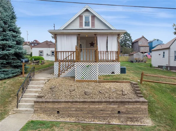 1319 & 1321 Grant St, Braddock, PA 15104