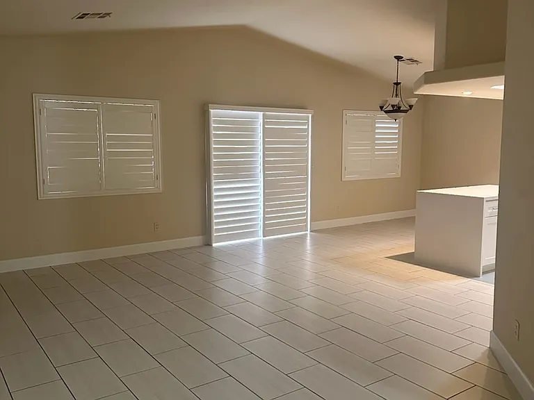 1042 Whispering Birch Ave — Photo 9