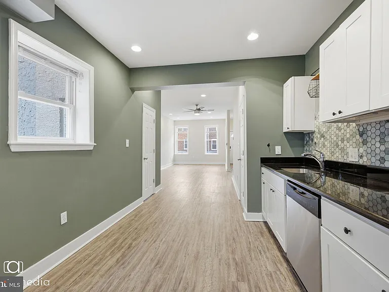 1729 Reed St — Photo 11