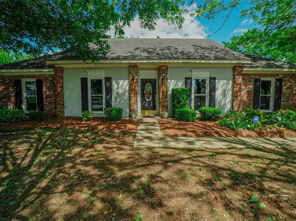 2219 Walbash Dr, Montgomery, AL 36116