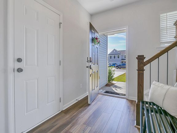 3rd image of 2910 Siebold Dr