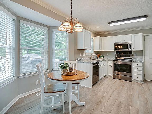 Kitchen nook