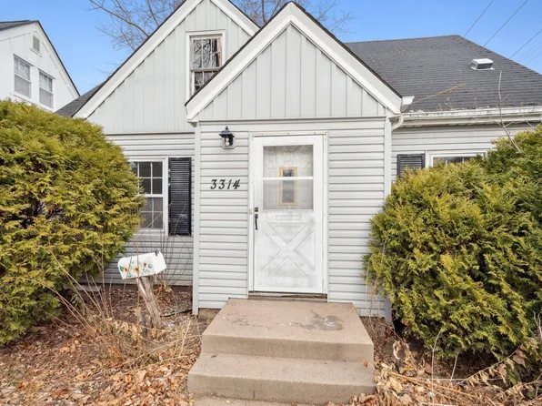 3314 McNair Dr N, Minneapolis, MN 55422