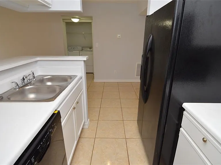 8643 Mallard Reserve Dr #104 — Photo 10