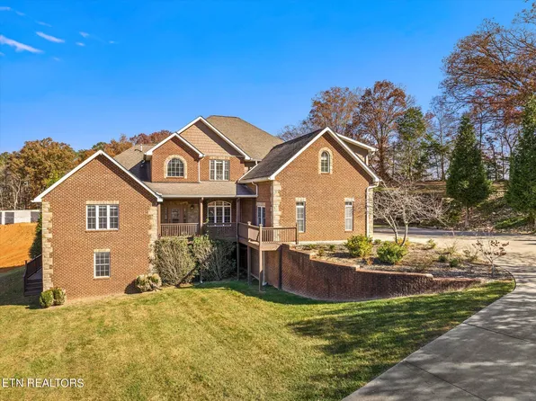 1865 Sierra Ln, Sevierville, TN 37862