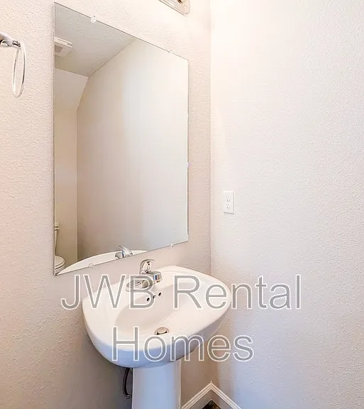 9007 Cocoa Ave — Photo 6
