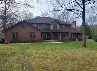 11460 Sheldon Rd, Mantua, OH 44255