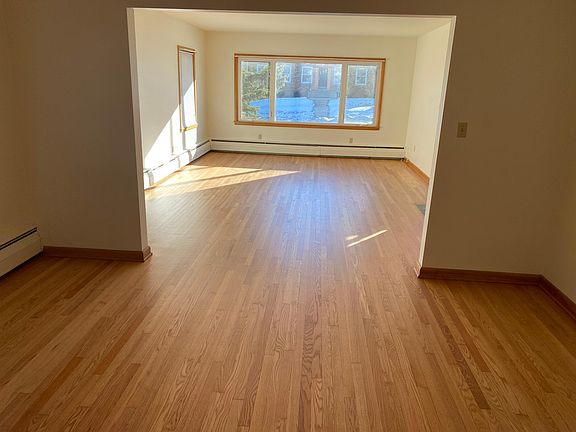 5th image of 5430 W Greenfield Ave