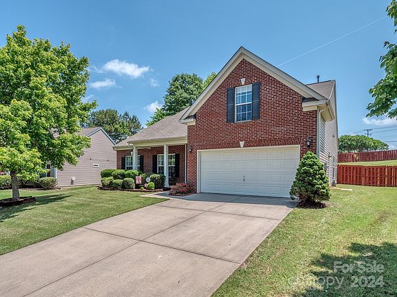 2nd image of 10570 Tintinhull Dr