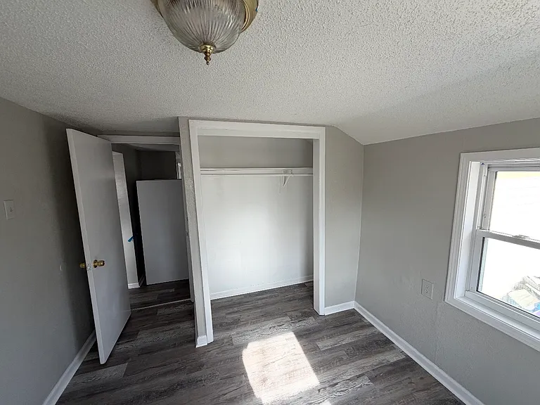 6602 NW Twin Springs Rd — Photo 8