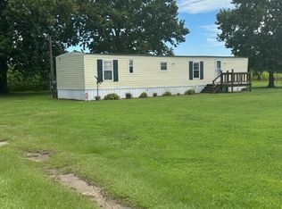 640 Faith Rd, Pembroke, NC 28372