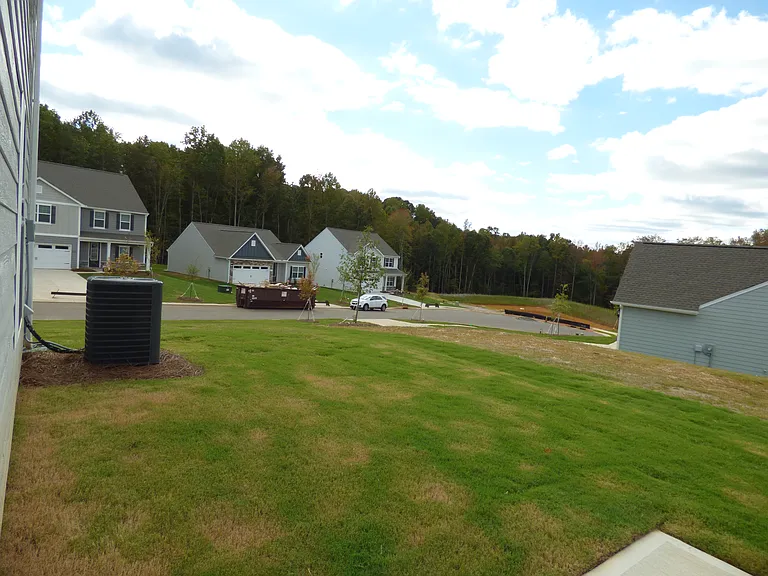 110 Tavern Trl — Photo 34