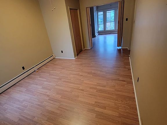 3rd image of 1030 Spring Garden St Floor 2