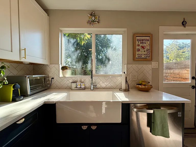 4340 N Decatur St — Photo 11