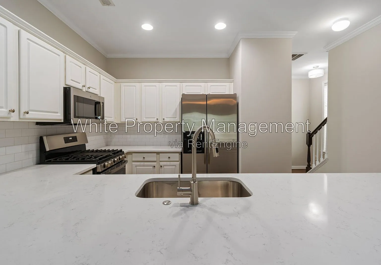 2 bed, 2.5 bath, 1128 sqft, $1,895 — Photo 3