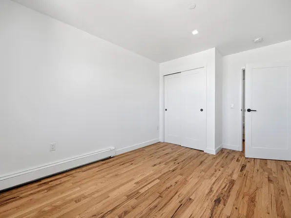 260 Water Street image 11 of 13