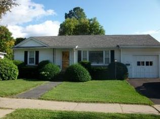 144 Crescent St, Rutland, VT 05701