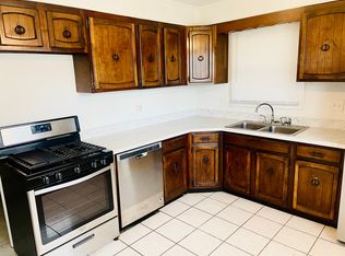 235 Tampa St, Park Forest, IL 60466