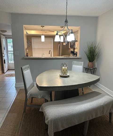 861 Maple Ct — Photo 5