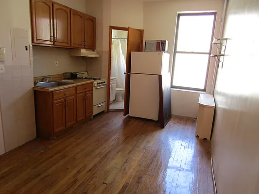 Rented by Mason Group LLC | media 17