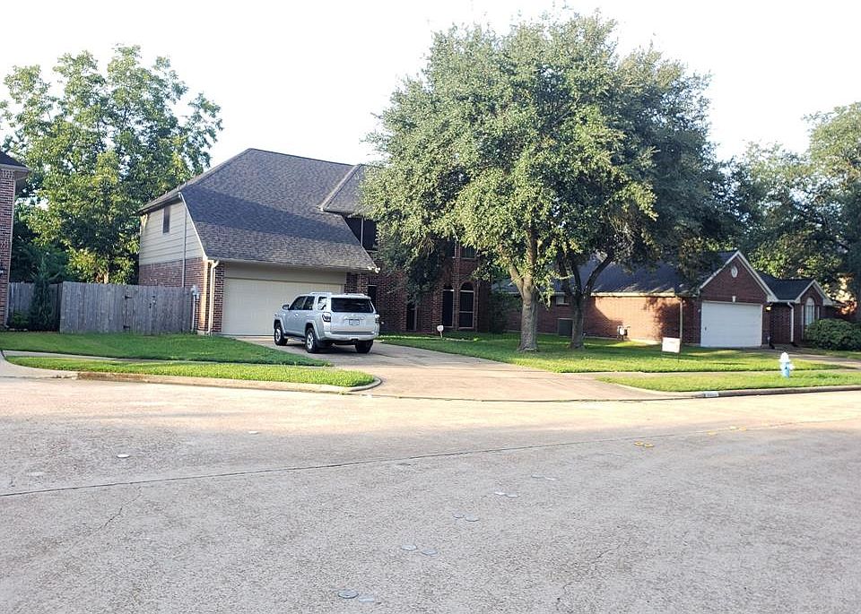 1st image of 20511 Serringdon Dr