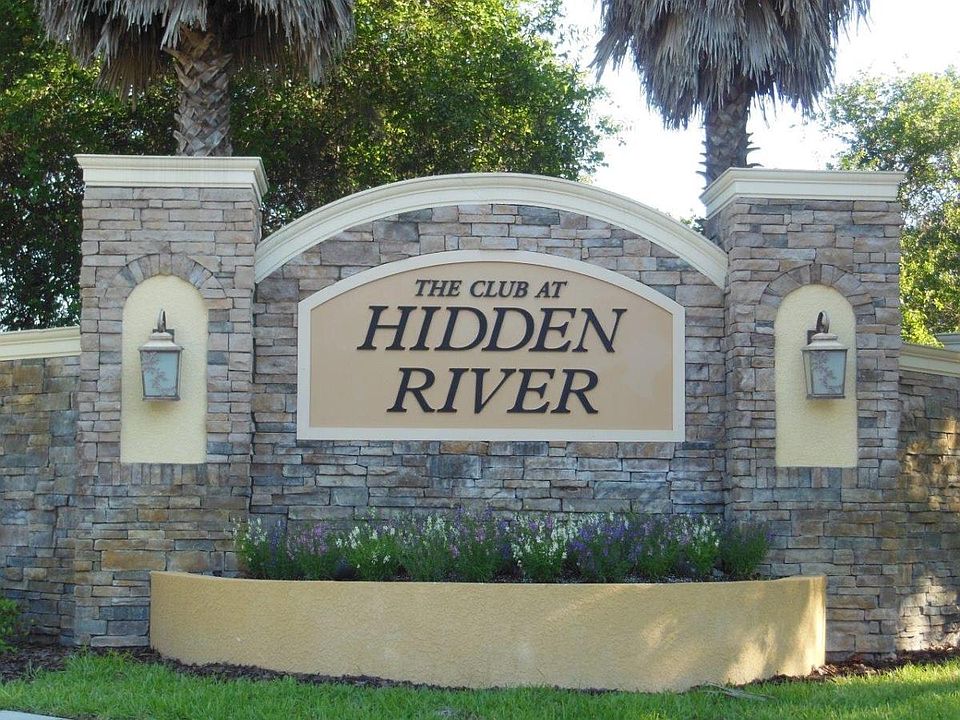 Main sign before gated entrance