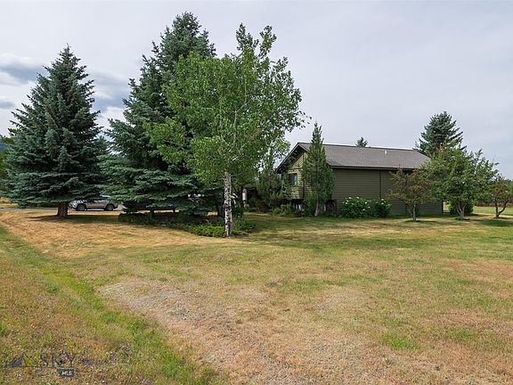 4th image of 601 Meadowlark Dr