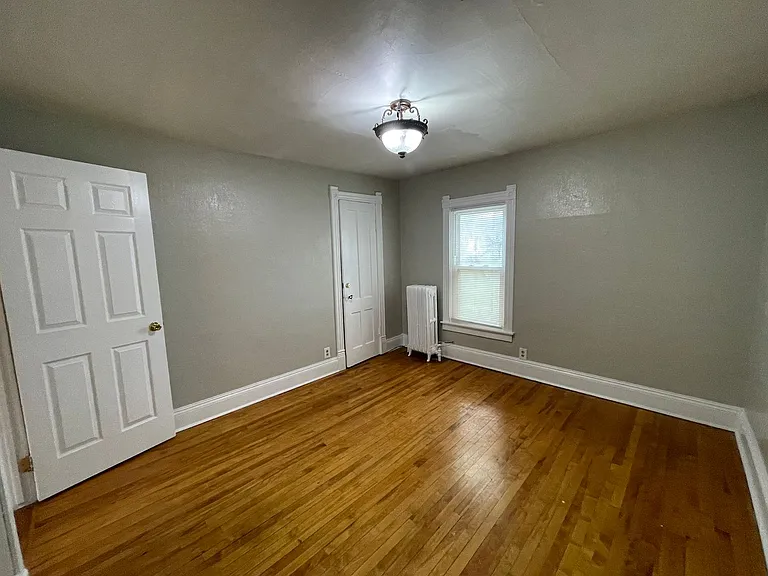 205 Cayuga St — Photo 24
