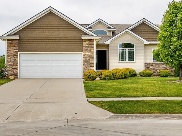 5008 NE Ledgestone Ct, Ankeny, IA 50021