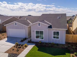 9104 Manor Glen Ln, Shafter, CA 93263