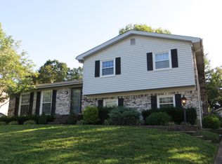 7615 Charron Rd, Louisville, KY 40220