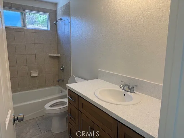 910 S Greenwood Ave #A — Photo 11