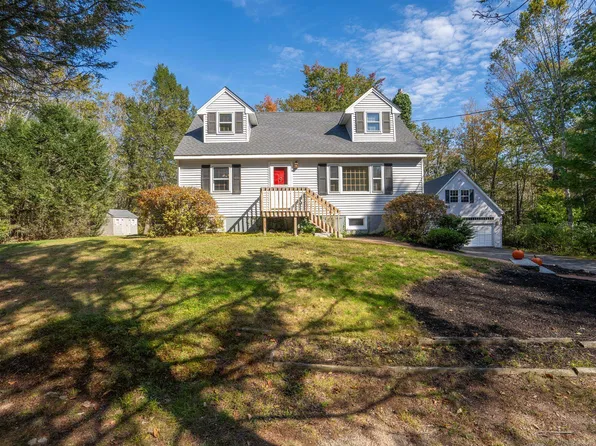 44 Ridge View Drive, Standish, ME 04084