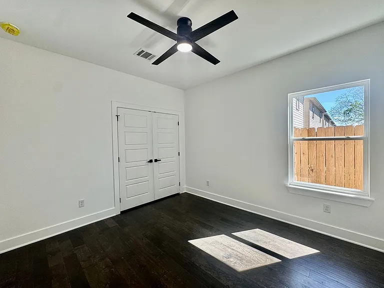 6926 Paris St #B — Photo 16