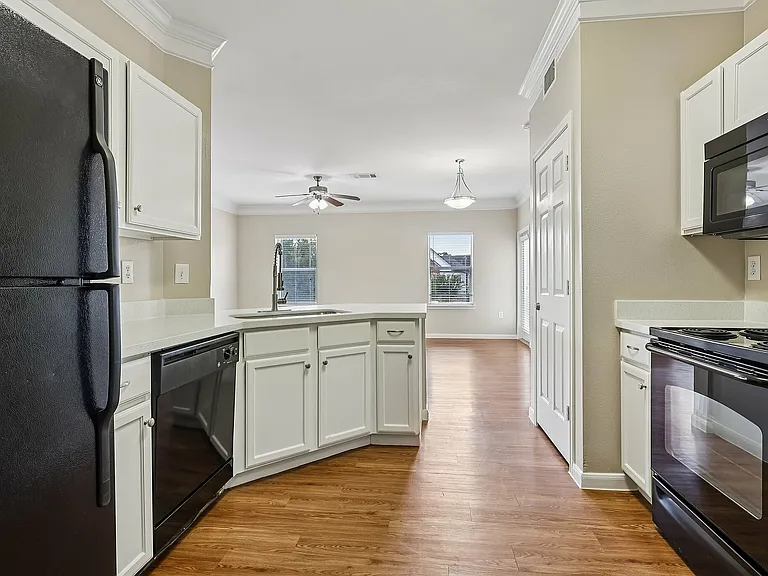 B1UGD Kitchen Interior
