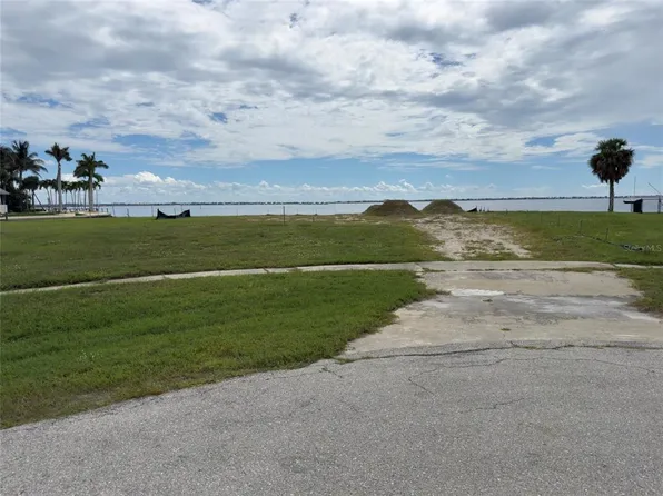 4460 Gardner Dr Lot 20, Pt Charlotte, FL 33952