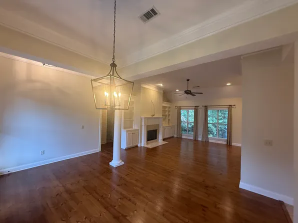 102 Avery Frst, Canton, MS 39046