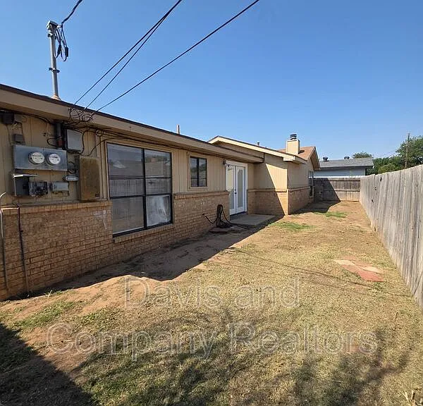 4412 Saint Andrews Dr #B — Photo 25