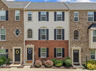 2804 Pointe View Dr, Mars, PA 16046