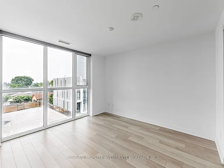 16 McAdam Ave #306 — Photo 17