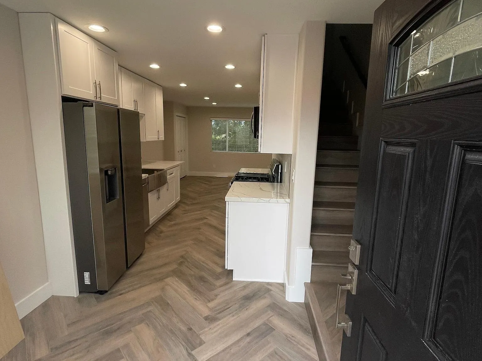 2 bed, 1.5 bath, 850 sqft, $2,995 — Photo 1