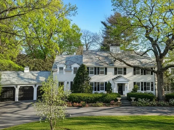 64 Albion Rd, Wellesley, MA 02481