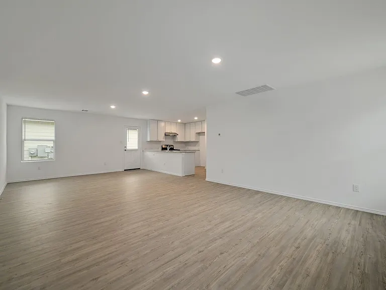 318 Filibusters Trl — Photo 3