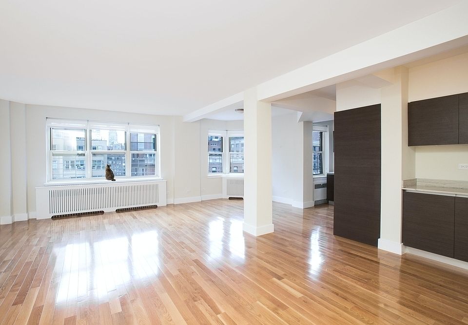 1st image of 41 Park Ave APT 17C