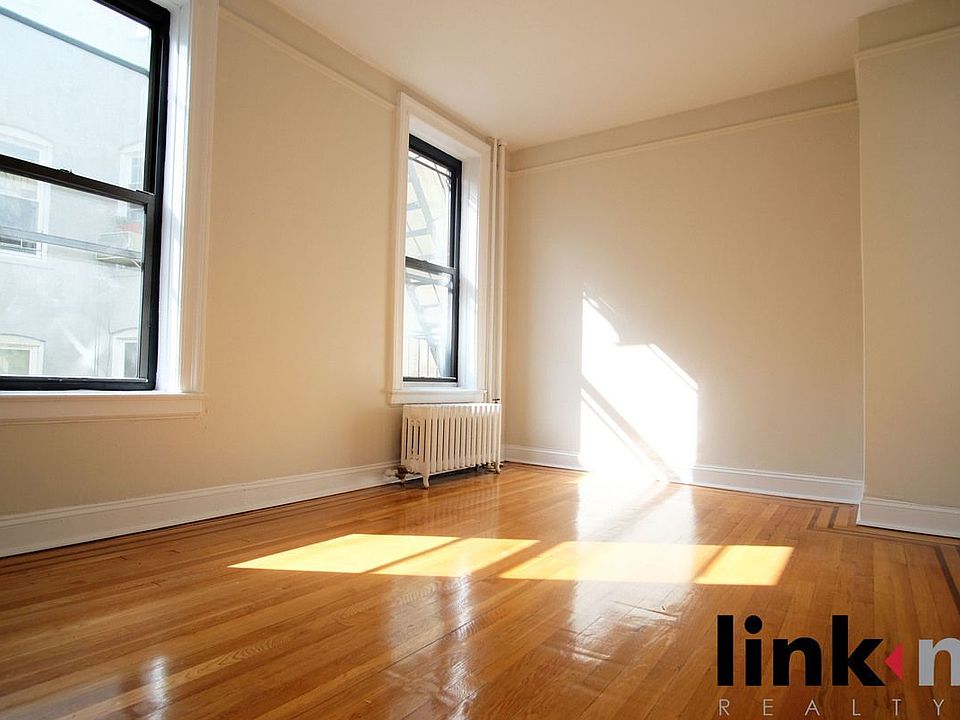 2nd image of 2521 31st Ave APT C32